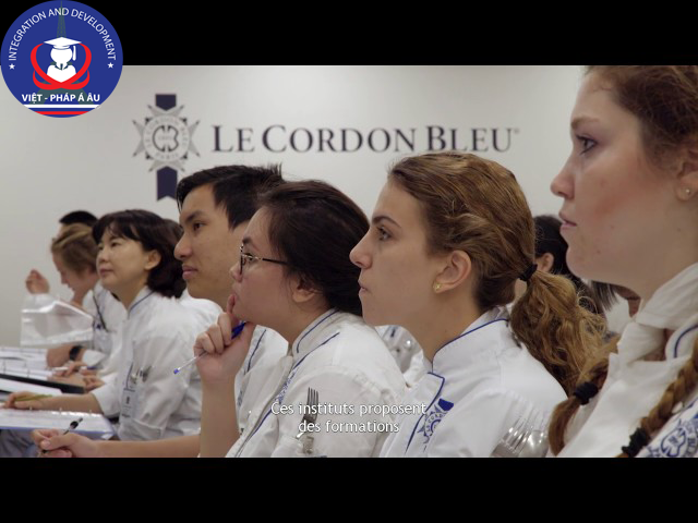 Giờ hoc nấu ăn tại trường Le Cordon Bleu